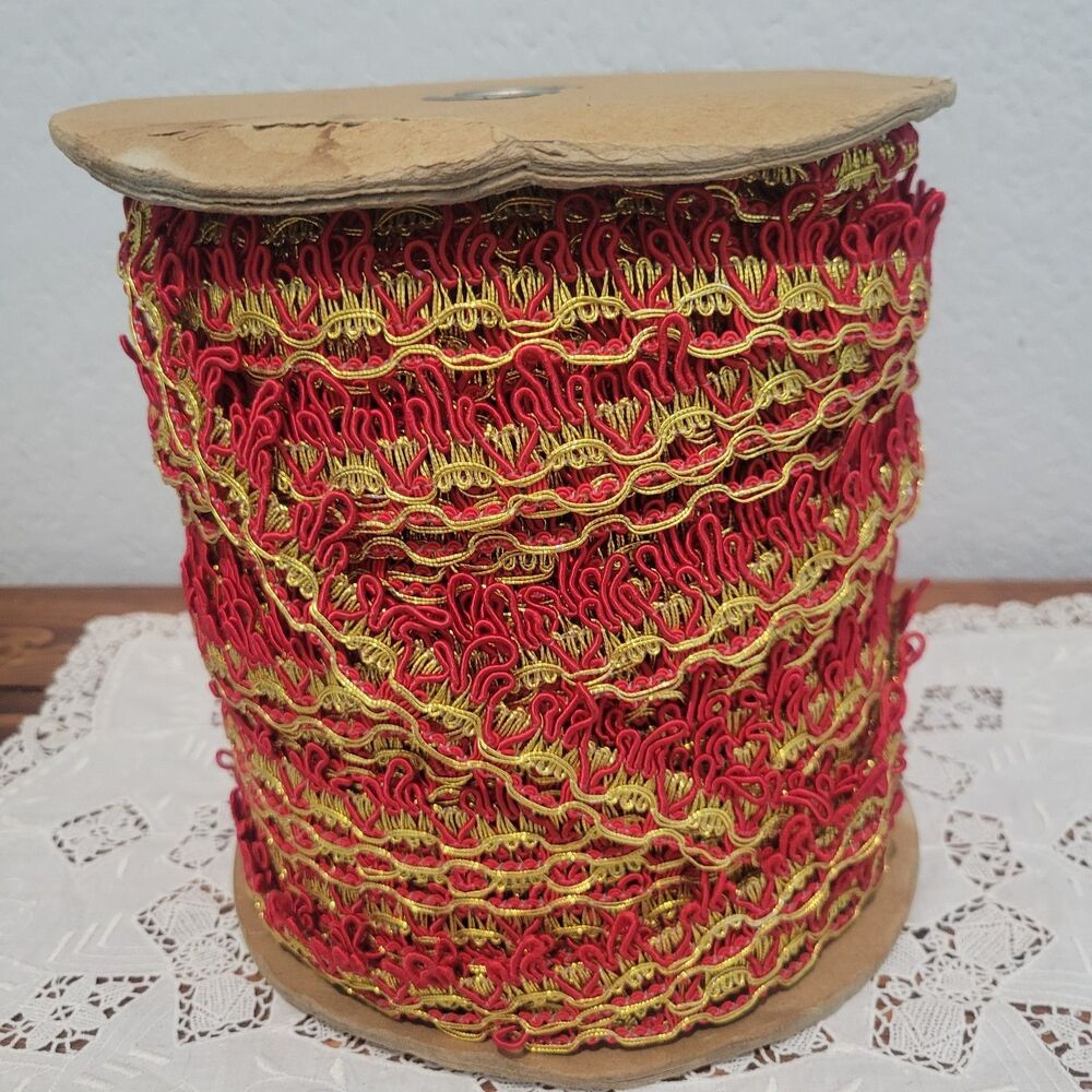 Vtg 8" x 8" spool Trim Red Gold Metallic woven lace sewing Holiday 26 yds approx